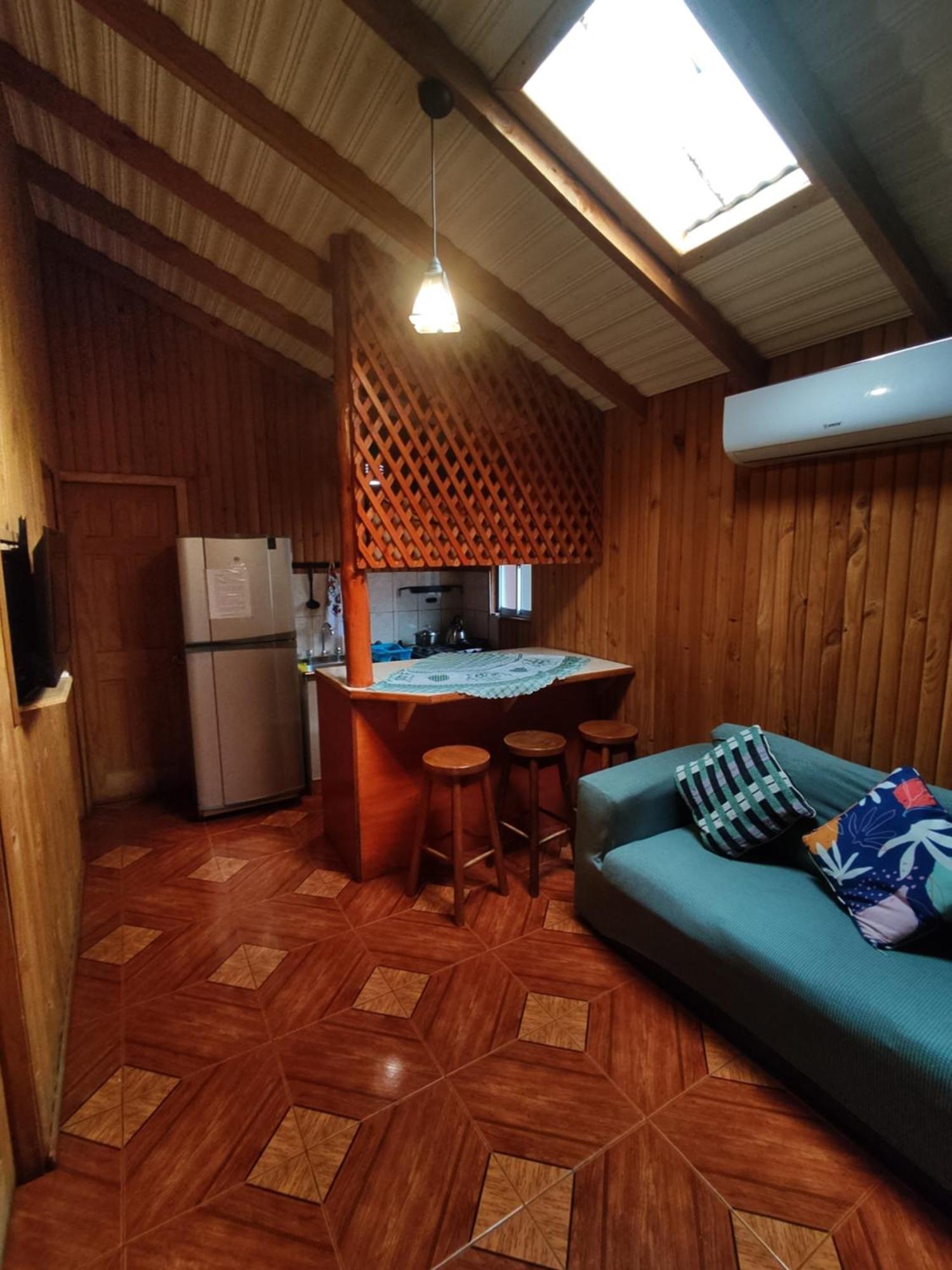 Cabaña la Araucaria El Manzano  Habitación foto