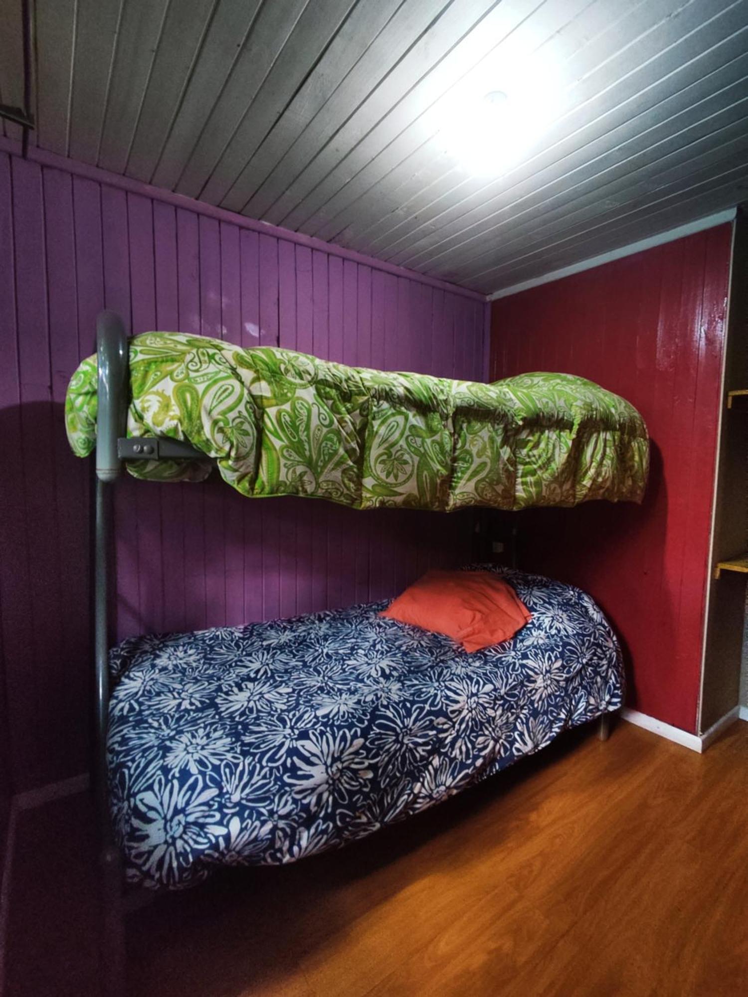 Cabaña la Araucaria El Manzano  Habitación foto